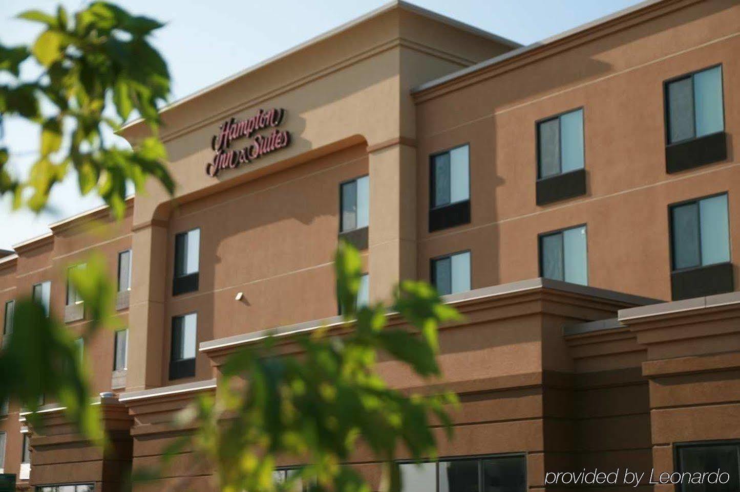 Hampton Inn & Suites Fairbanks Exterior foto